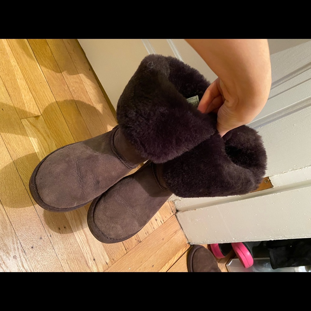Women’s Chocolate Brown Fur Mini Uggs - Picture 2 of 9